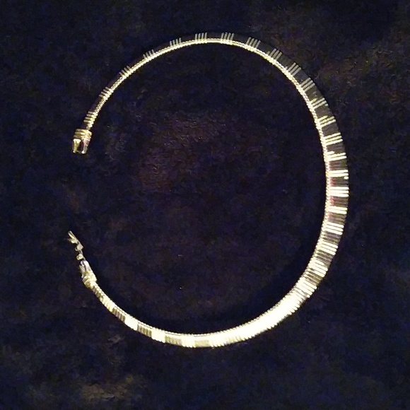 Beautiful 2 Toned Silpada Imitation Silver Necklace - Picture 3 of 7